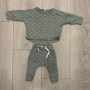 Q by Quincy Mae matching set size 0-3months